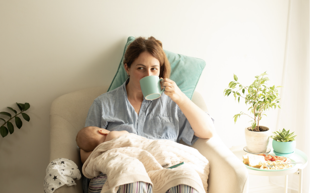 What is Cluster Feeding? Understanding This Common Newborn Behavior